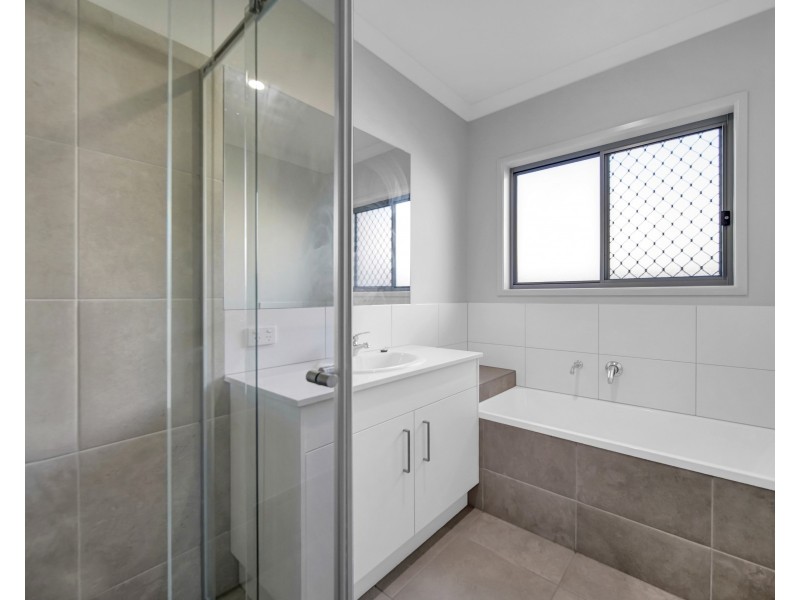 42 Aspen Circuit, Logan Reserve QLD 4133