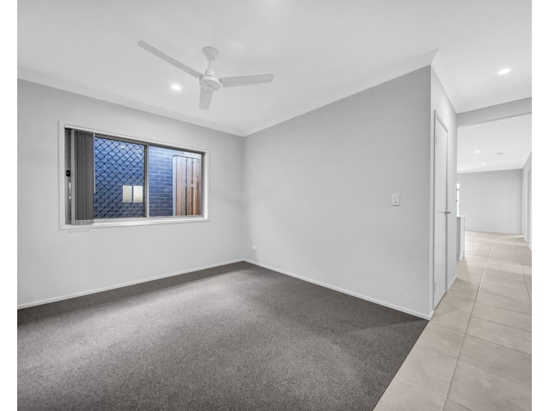42 Aspen Circuit, Logan Reserve QLD 4133