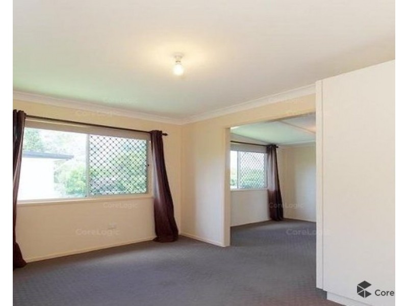 10 Woodburn Street, Marsden QLD 4132