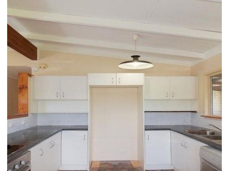 10 Woodburn Street, Marsden QLD 4132