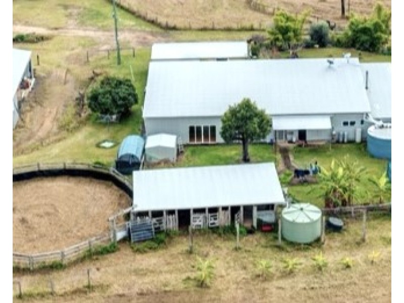 423 Railway Road, Booyal QLD 4671