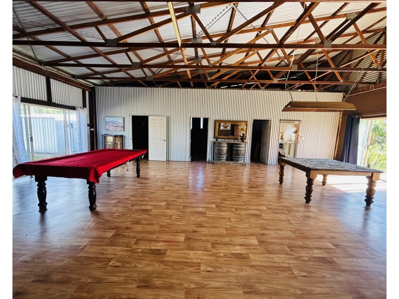 423 Railway Road, Booyal QLD 4671