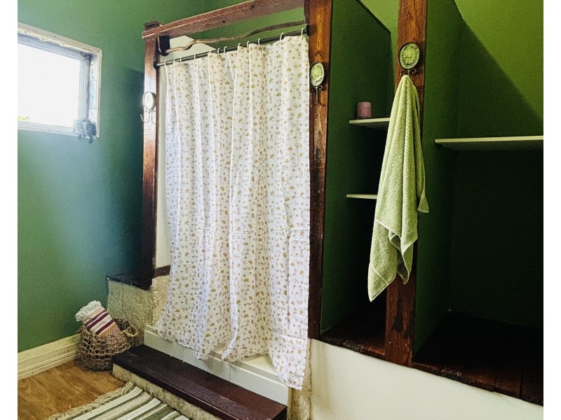 423 Railway Road, Booyal QLD 4671