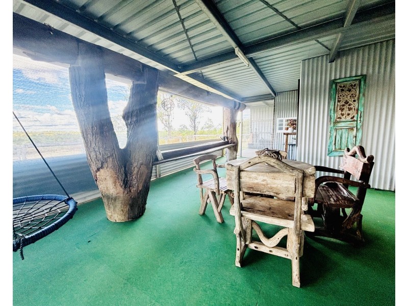 423 Railway Road, Booyal QLD 4671