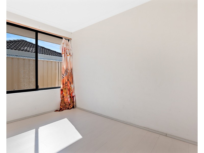 24 Ruby Avenue, Langford WA 6147