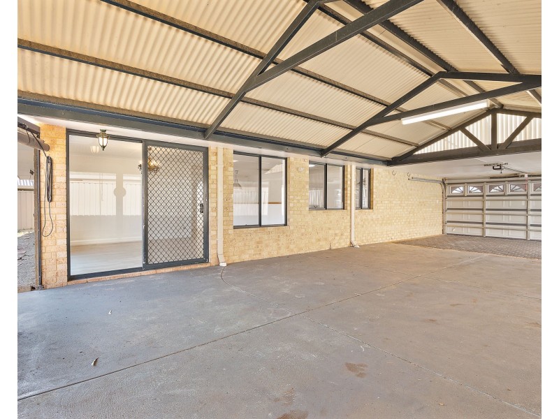 24 Ruby Avenue, Langford WA 6147