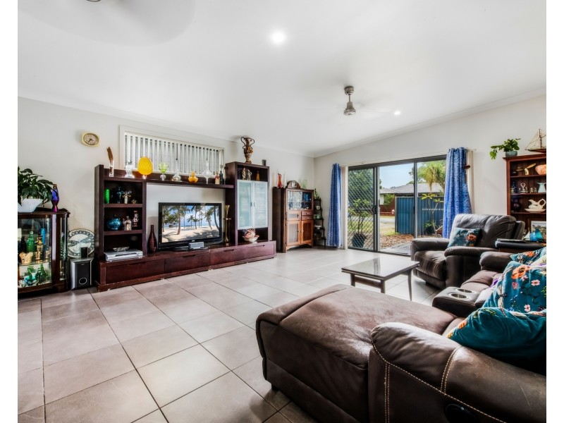 17 Macquarie Street, Swansea NSW 2281