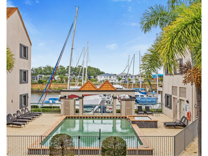 56 John Lund Drive, Hope Island QLD 4212