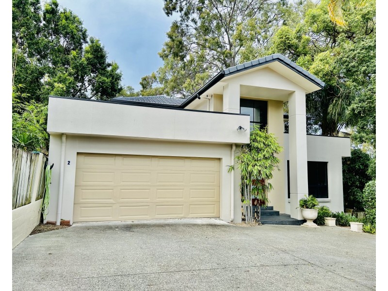 2/5 Virginia Grove, Southport QLD 4215