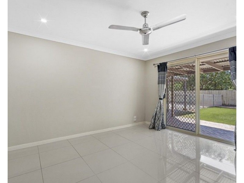 Pacific Pines QLD 4211