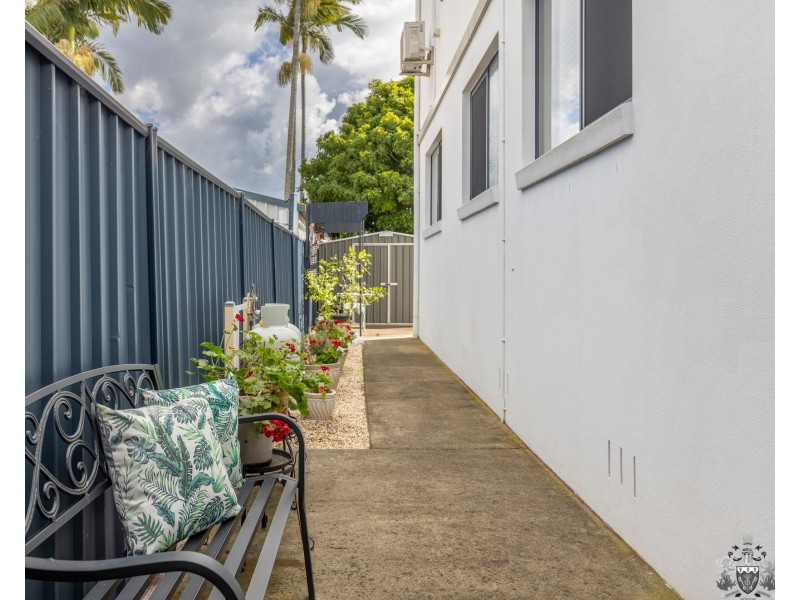 1/60 The Esplanade, Paradise Point QLD 4216