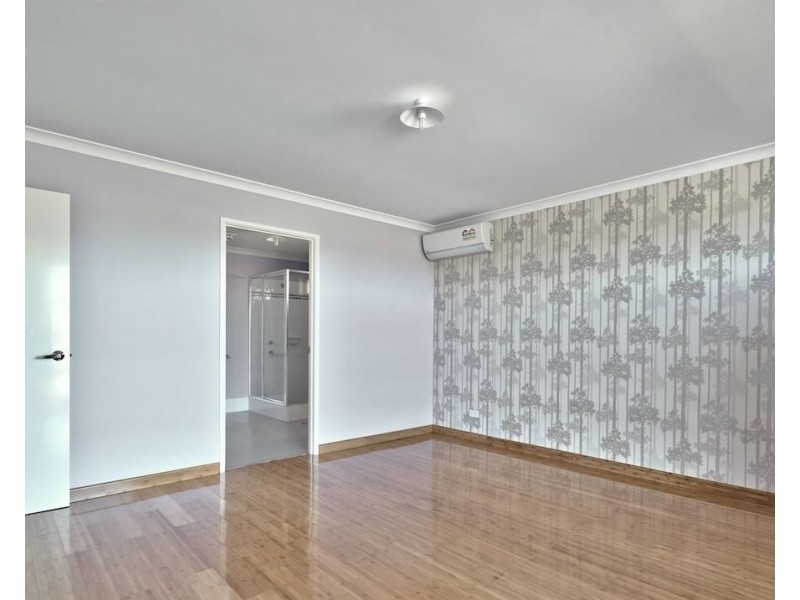 24 Majorelle Parkway, Aubin Grove WA 6164