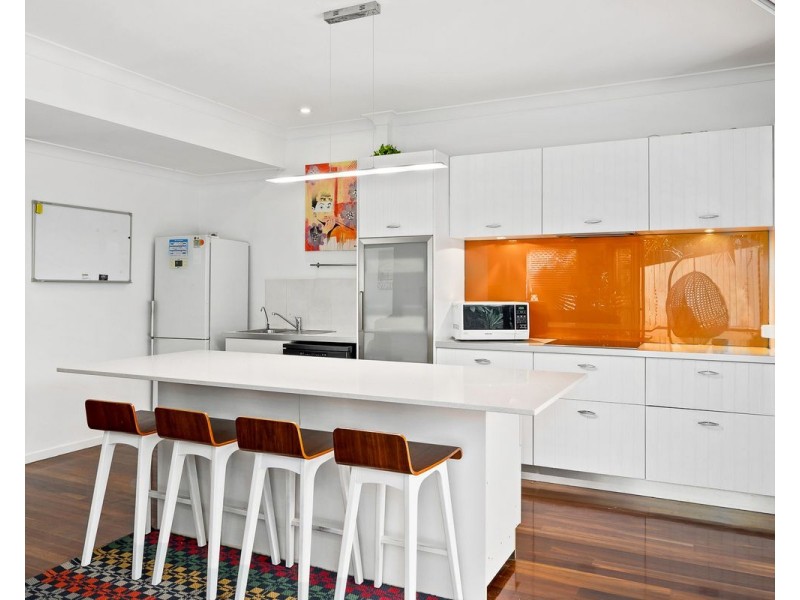 18A Young Street, Milton QLD 4064