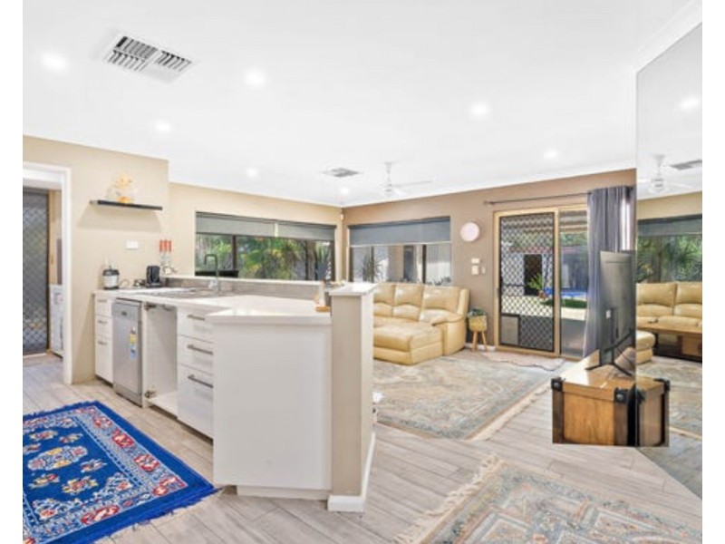 19 Malone Court, Thornlie WA 6108