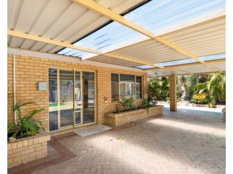 19 Malone Court, Thornlie WA 6108