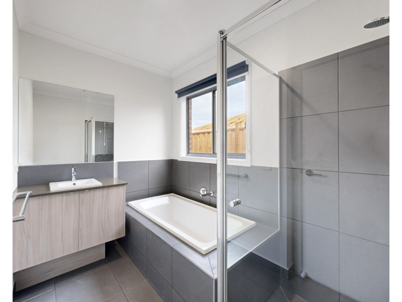 22 Streamlet Boulevard, Tarneit VIC 3029