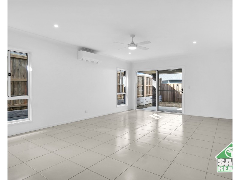 18 York Road, Greenbank QLD 4124