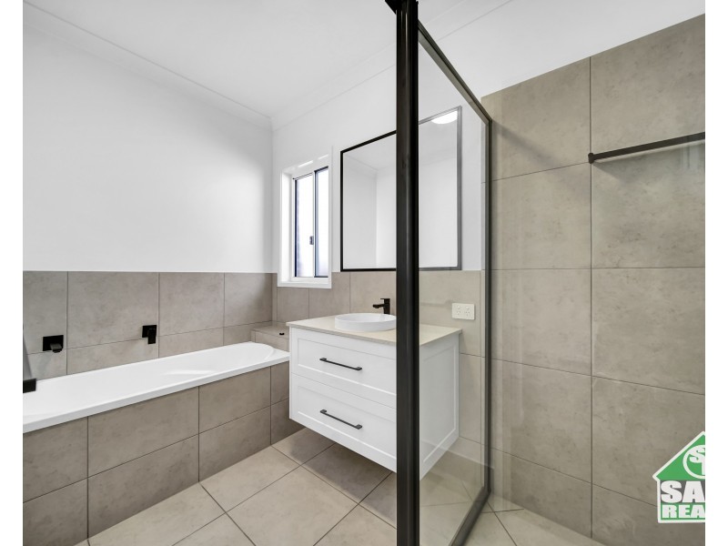 18 York Road, Greenbank QLD 4124