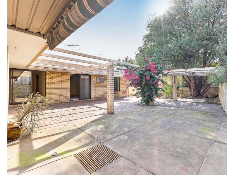 68 Chancery Crescent, Willetton WA 6155