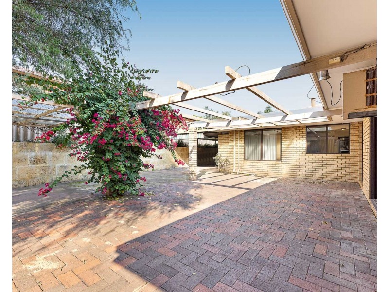 68 Chancery Crescent, Willetton WA 6155