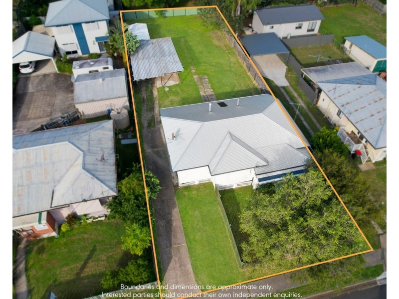 148 South Station Road, Silkstone QLD 4304