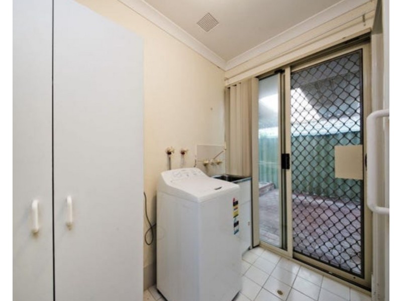 3/2 Lemana Court, Nollamara WA 6061