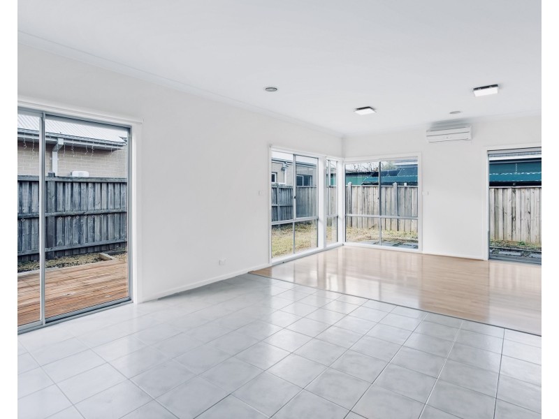 23 The Garlands, Craigieburn VIC 3064