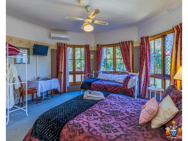 3/8 Wongawallan Road, Tamborine Mountain QLD 4272