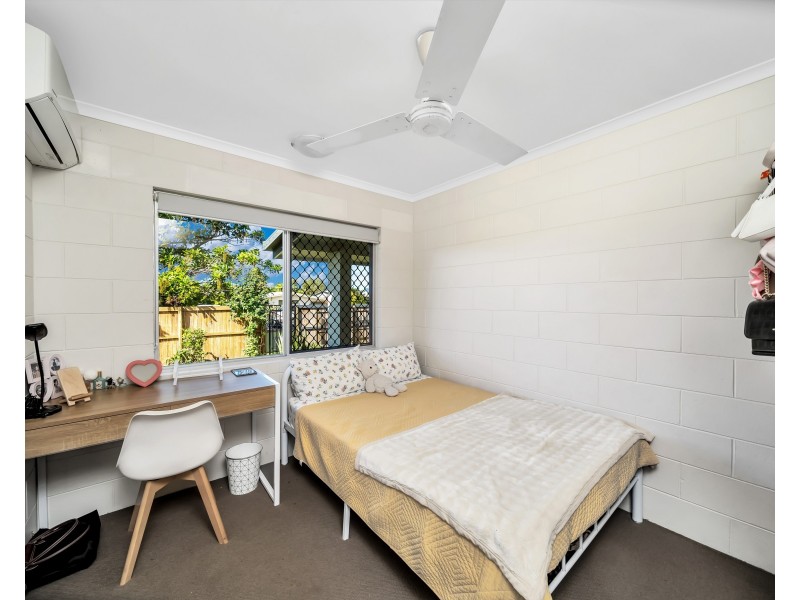 39 Carnation Drive, Mooroobool QLD 4870