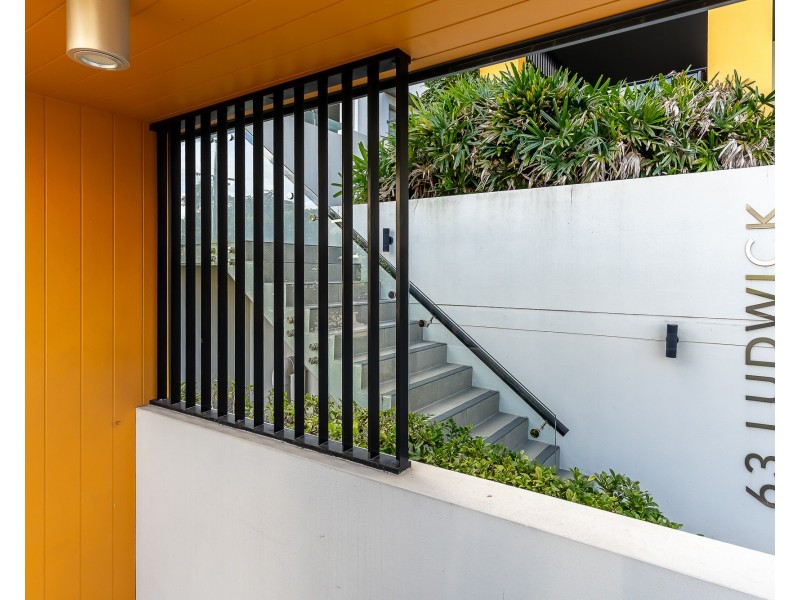 12/63 Ludwick Street, Cannon Hill QLD 4170