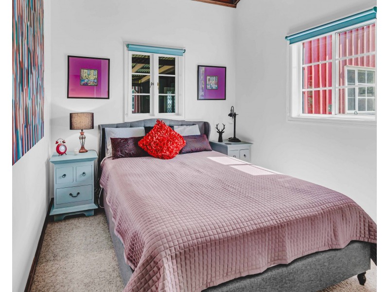 35 Paradise Drive, Tamborine Mountain QLD 4272