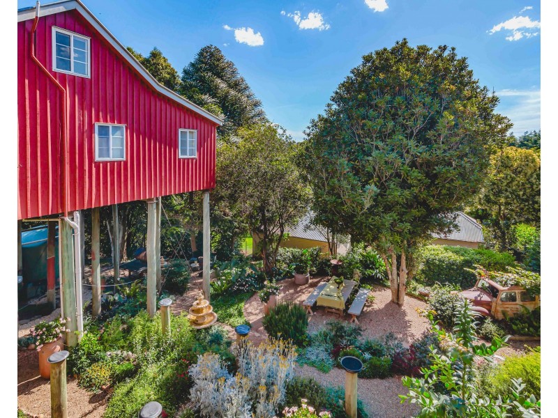 35 Paradise Drive, Tamborine Mountain QLD 4272