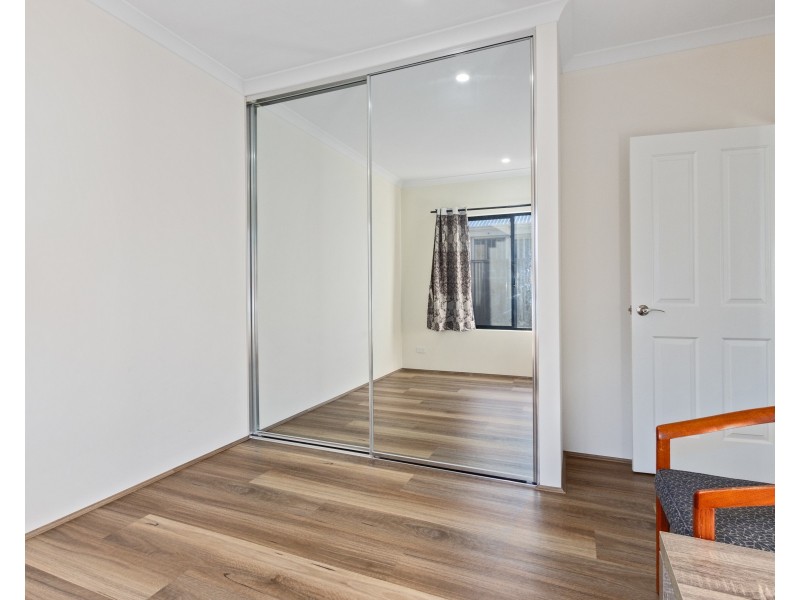 26B Riva Entrance, Piara Waters WA 6112