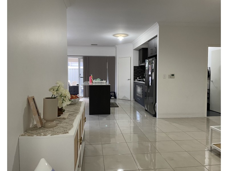 187 Honeywood Avenue, Wandi WA 6167