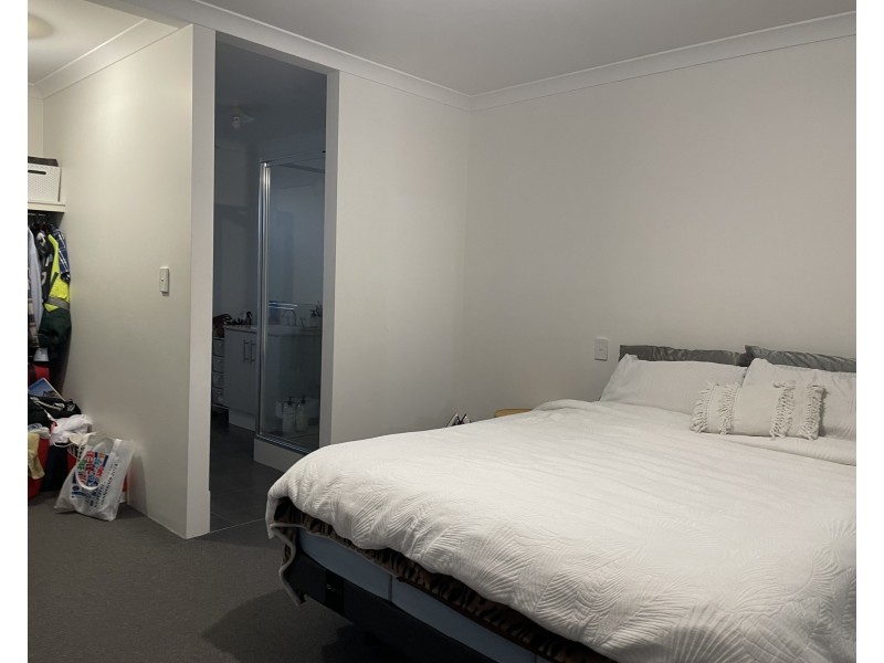 187 Honeywood Avenue, Wandi WA 6167