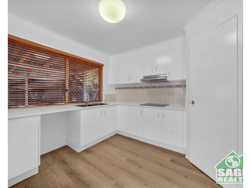 28 Crozier Crescent, Meadowbrook QLD 4131