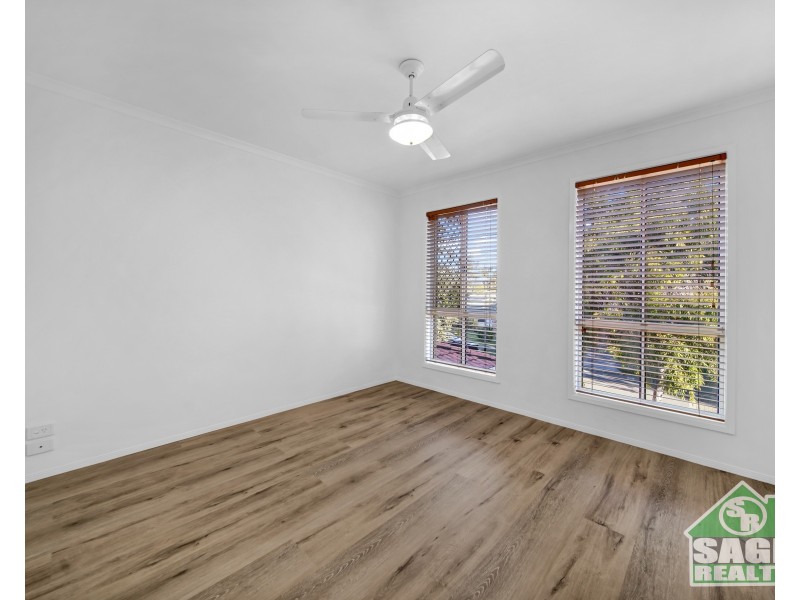 28 Crozier Crescent, Meadowbrook QLD 4131