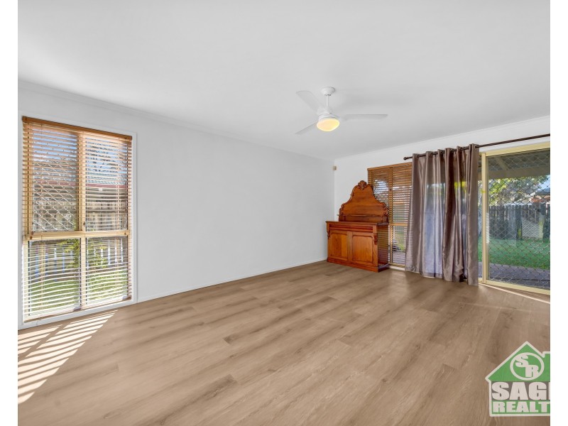 28 Crozier Crescent, Meadowbrook QLD 4131