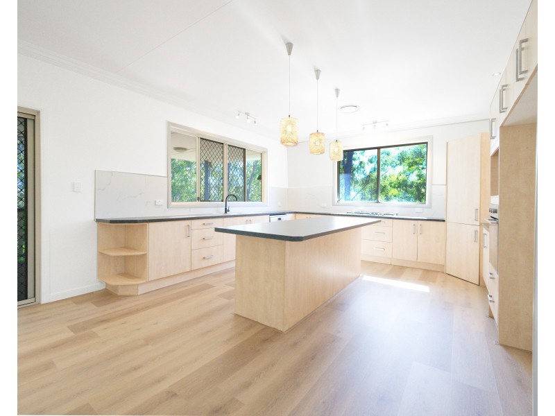 3 Lakeside Court, Beaudesert QLD 4285