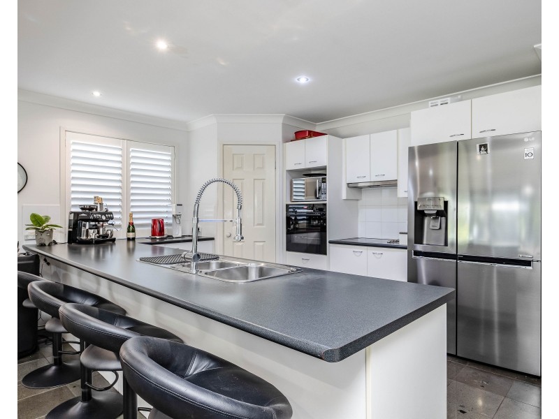 29 Pacific Avenue, Miami QLD 4220