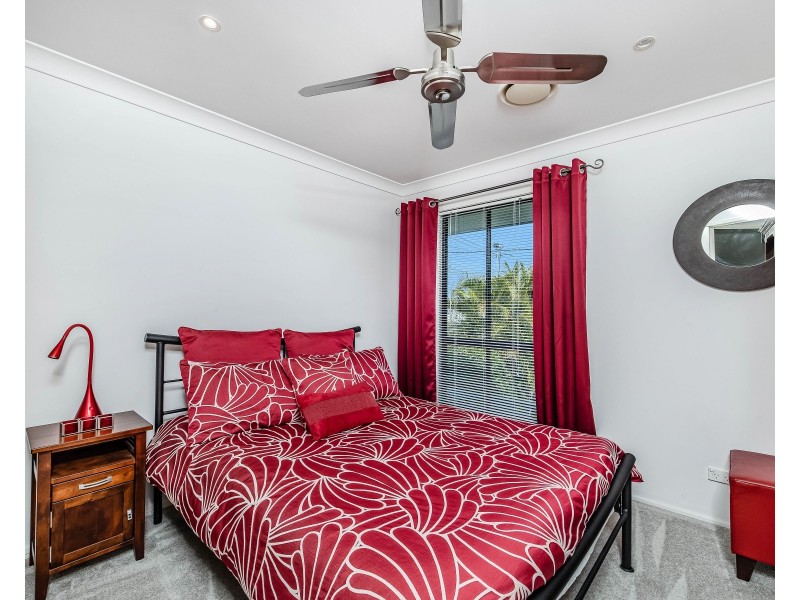 29 Pacific Avenue, Miami QLD 4220