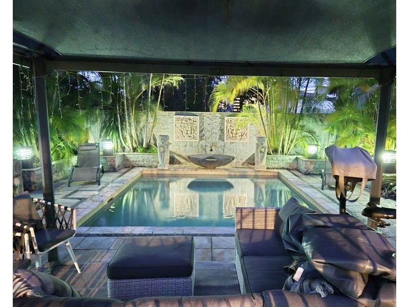 29 Pacific Avenue, Miami QLD 4220