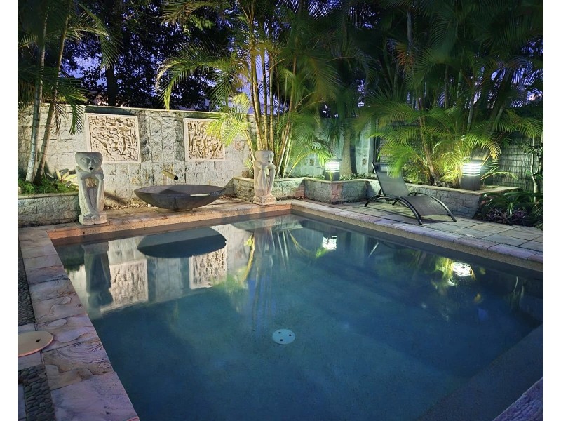 29 Pacific Avenue, Miami QLD 4220