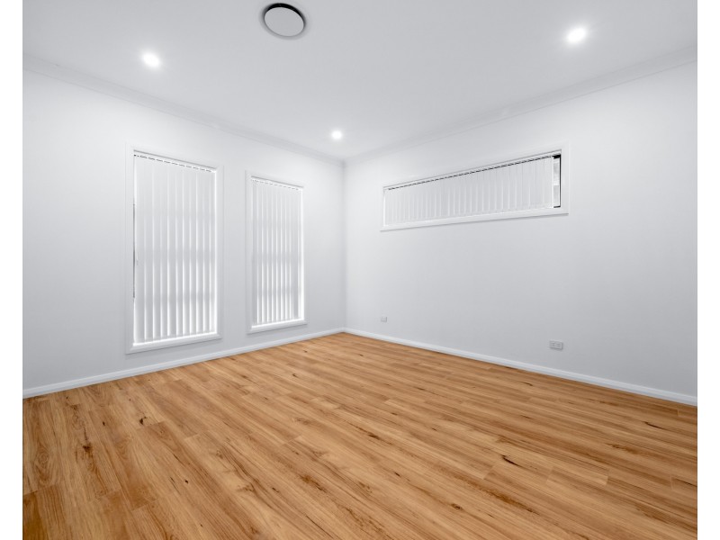 1 Wanyuwa Drive, Austral NSW 2179