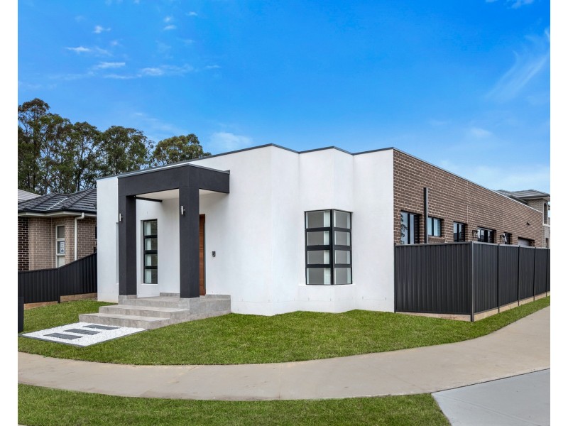 1 Wanyuwa Drive, Austral NSW 2179