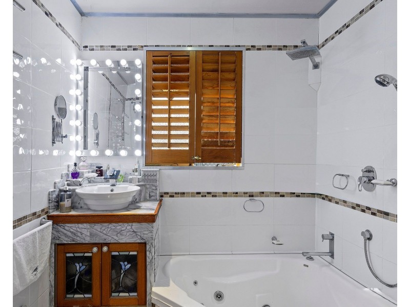 138 Station Road, Bethania QLD 4205