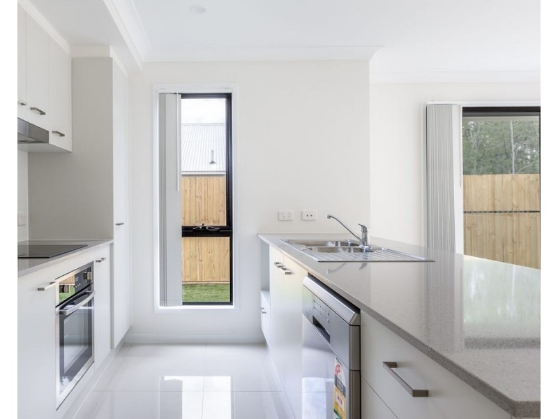 67 Arburry Crescent, Brassall QLD 4305