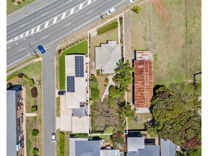 98 Hornibrook Esplanade, Clontarf QLD 4019