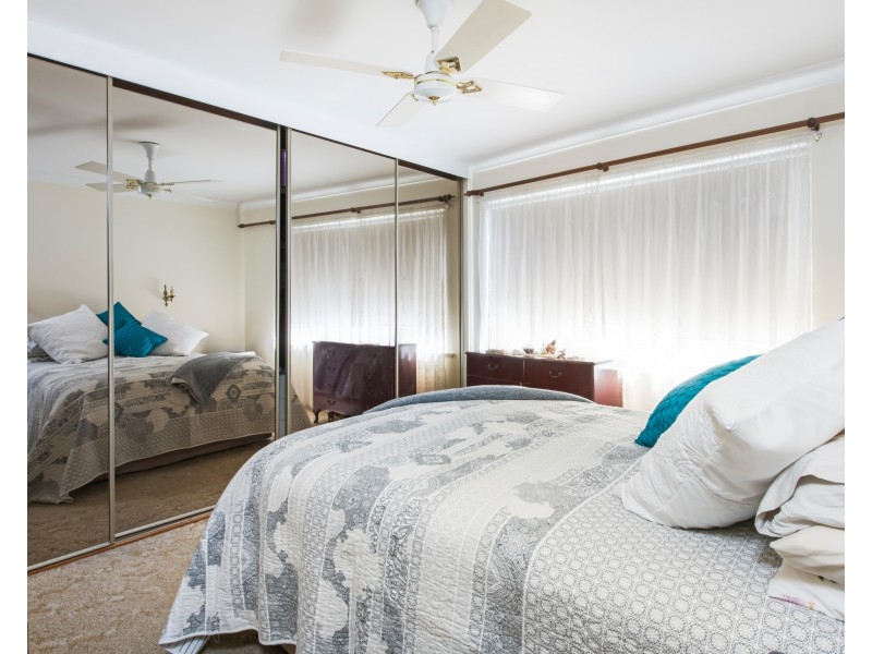 60 Tenth Avenue, Budgewoi NSW 2262