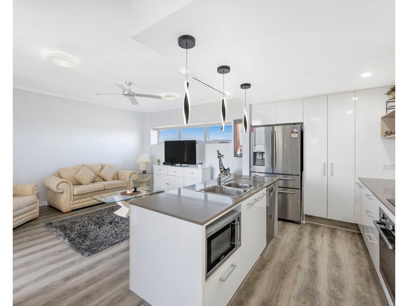 184/133 Laver Drive, Robina QLD 4226